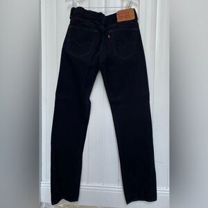 Levis 501 jeans black. Button fly. 32 inch waist. 34 inch Inseam. Never worn
